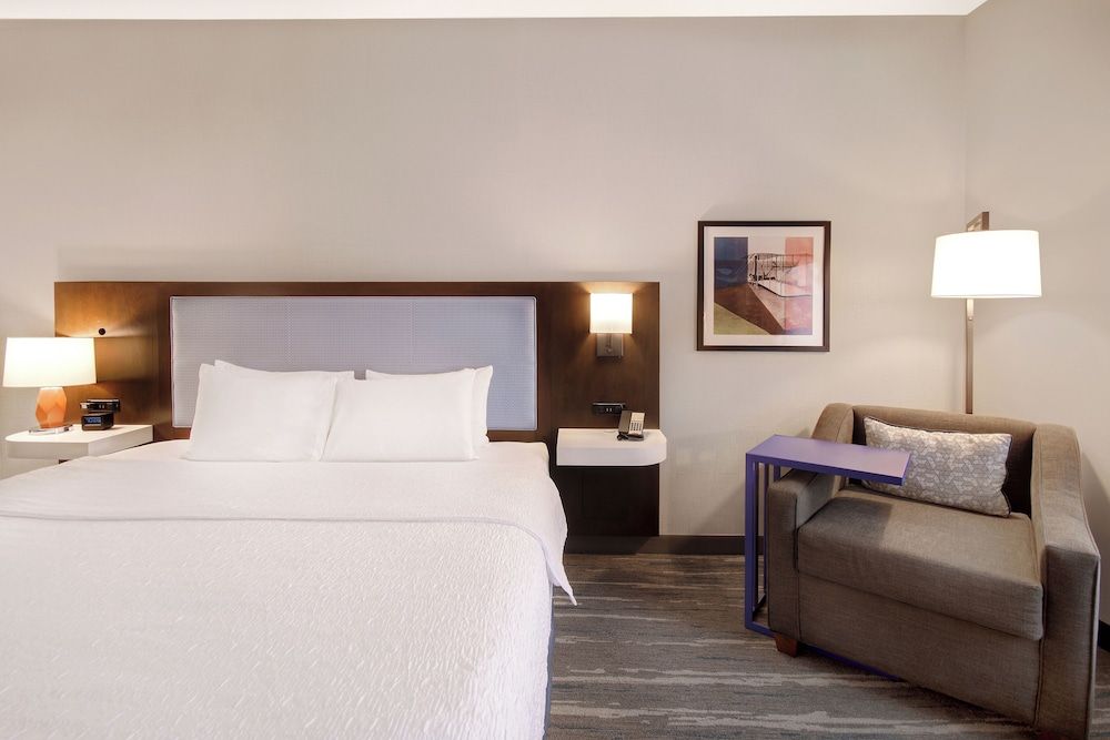 One king bed ns