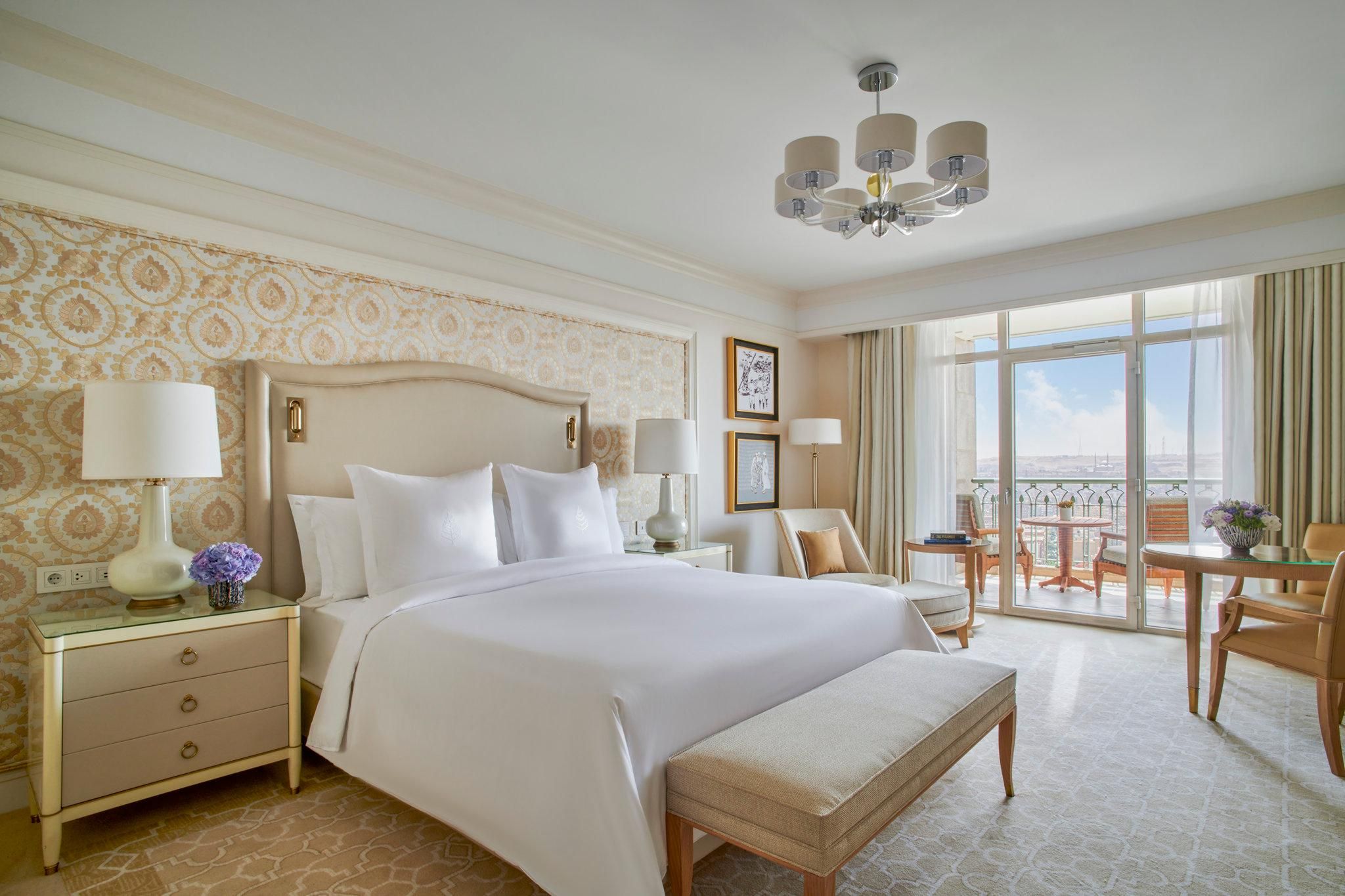 Premium Deluxe Citadel View Room King