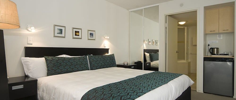 Beach Retreat Coolum 1 Bedroom Apartment with Roof Terrace 2