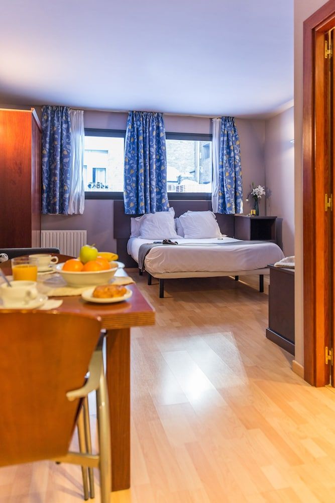 Pierre & Vacances Andorra Pas de la Casa Alaska Standard Studio (3 Adults) 3