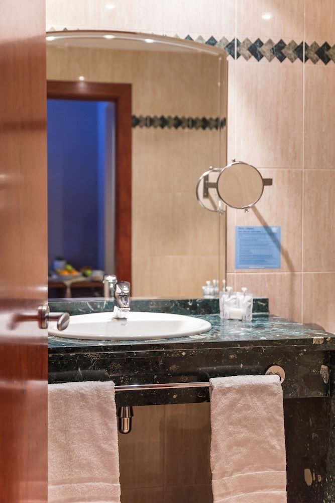 Pierre & Vacances Andorra Pas de la Casa Alaska Standard Studio (3 Adults) 9