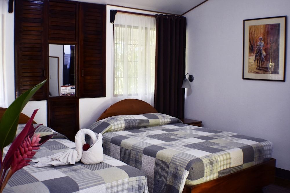 undefined Arenal Country Inn 2