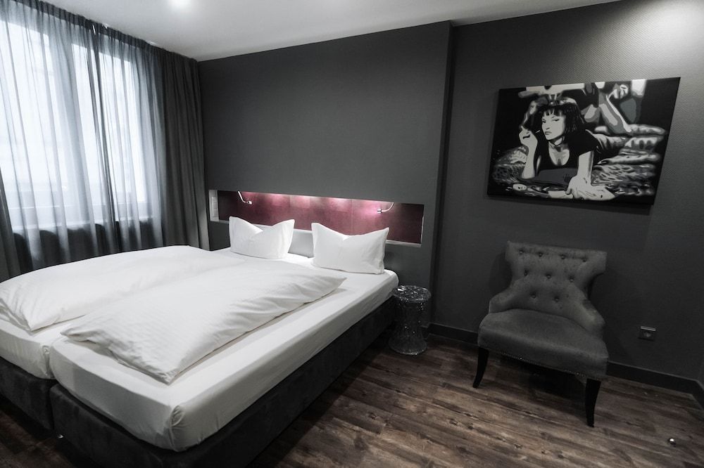 undefined Hotel am Augustinerplatz 7