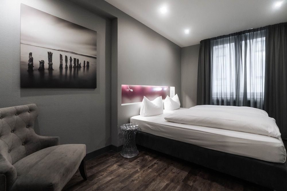 undefined Hotel am Augustinerplatz 6