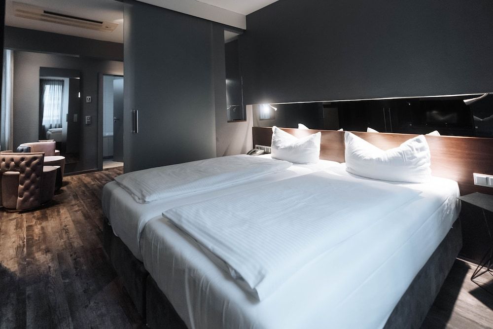 undefined Hotel am Augustinerplatz 3