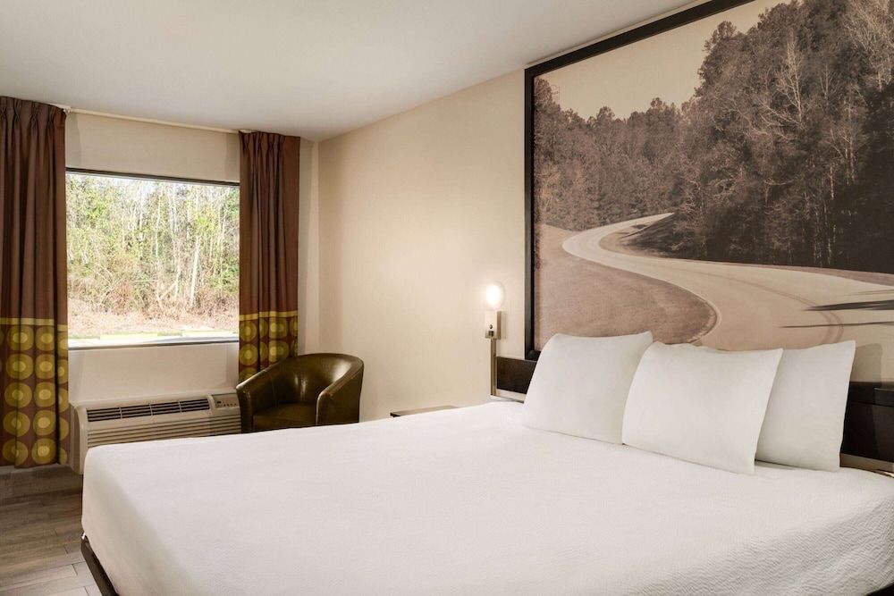 Standard Room, 1 King Bed