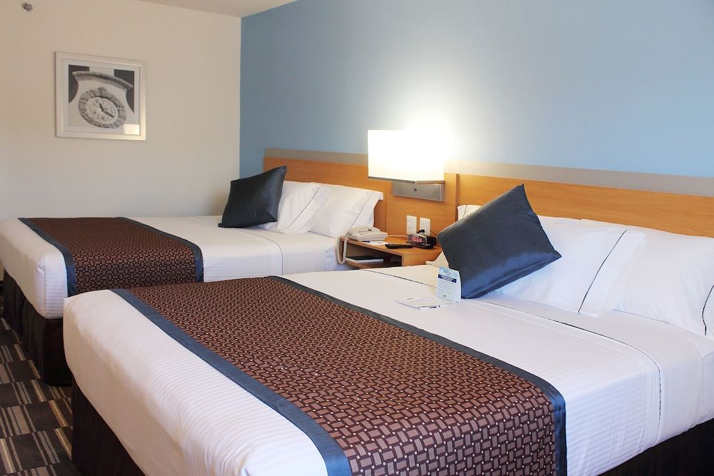 Standard Room, 2 Queen Beds, Smoking