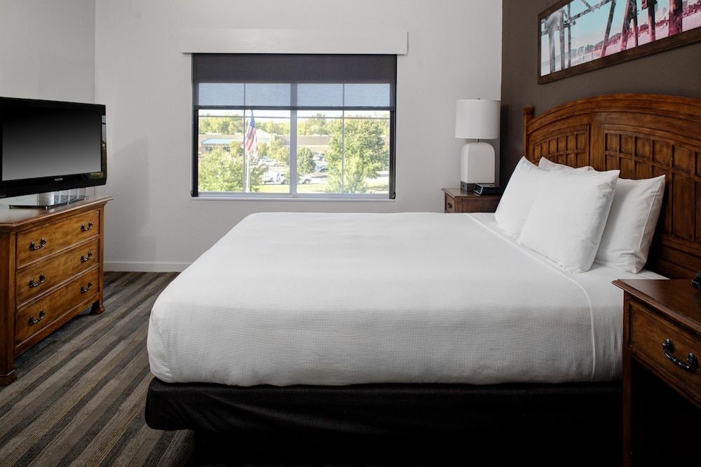 Suite, 1 Bedroom, Accessible, Bathtub