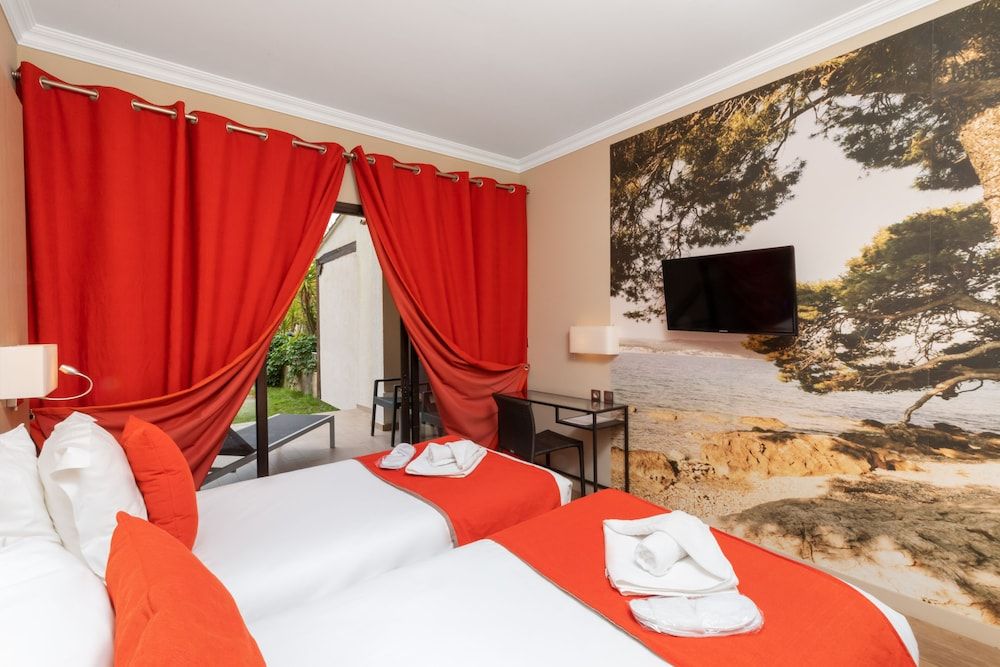 SOWELL HOTELS Golfe de Saint-Tropez Twin Room, Balcony 3