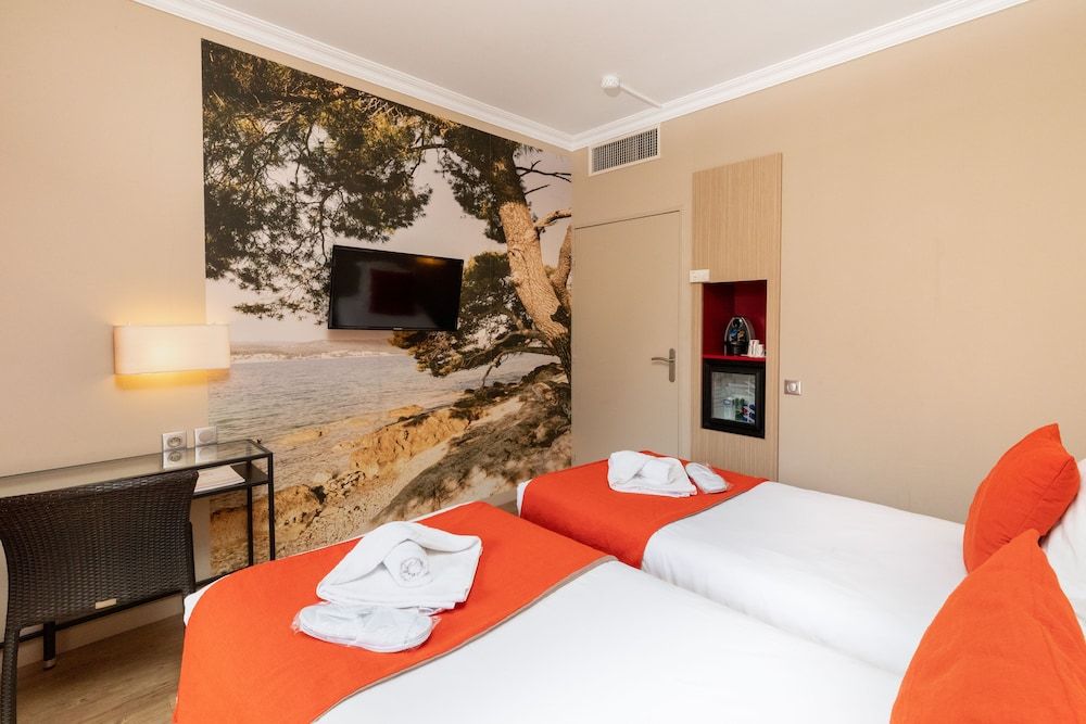 SOWELL HOTELS Golfe de Saint-Tropez Twin Room, Balcony 4