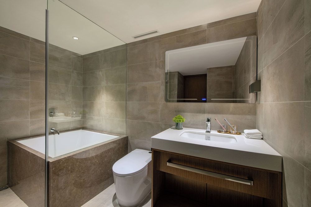 undefined Guangzhou Hotel - Canton Fair Free Shuttle Bus 9