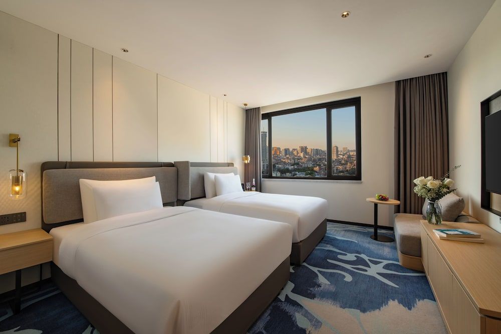 undefined Guangzhou Hotel - Canton Fair Free Shuttle Bus