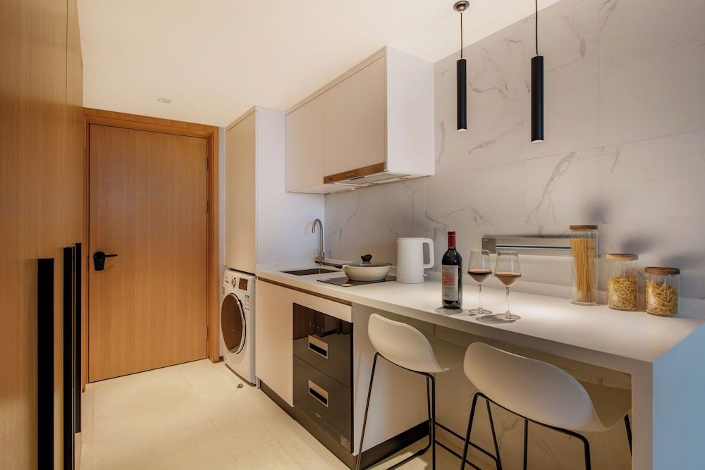 undefined Guangzhou Hotel - Canton Fair Free Shuttle Bus 4