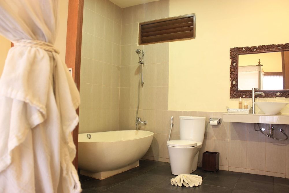 Suite Lagoon Shared Pool