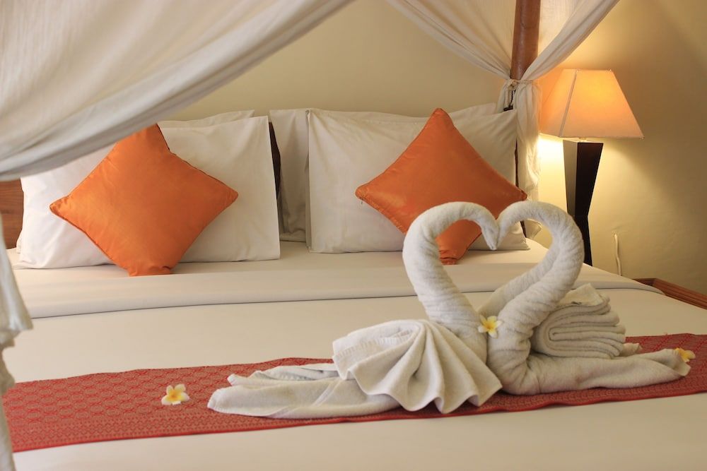 Suite Lagoon Shared Pool