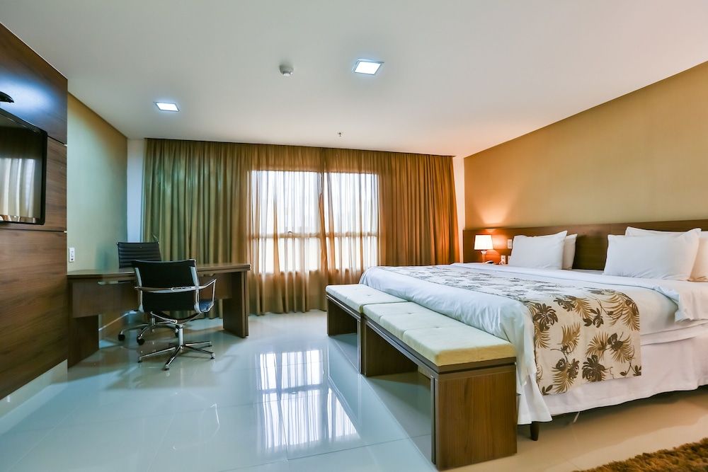 Deluxe Suite, 1 King Bed
