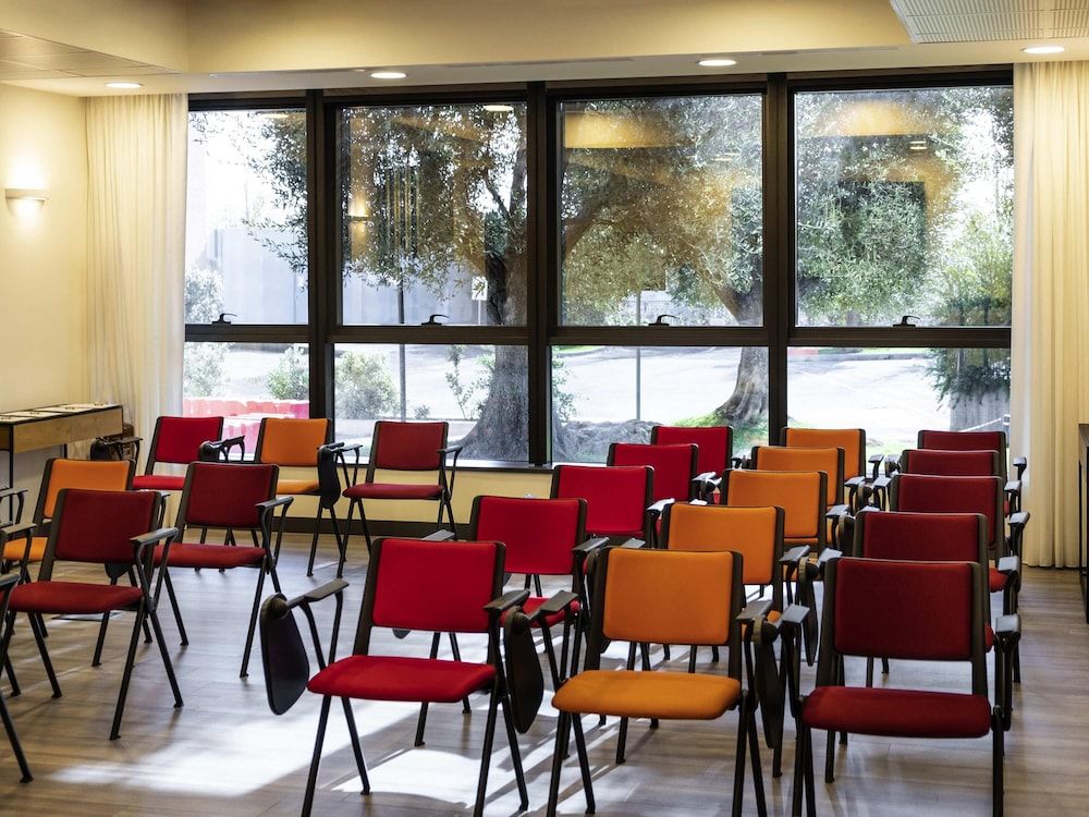 undefined ibis Roma Fiera 10