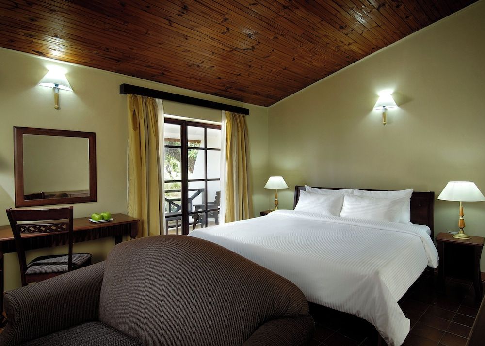 Berjaya Praslin Resort Deluxe Room 3