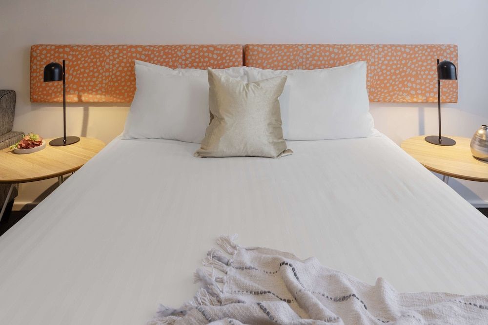 Oaks Perth Hotel Studio 3