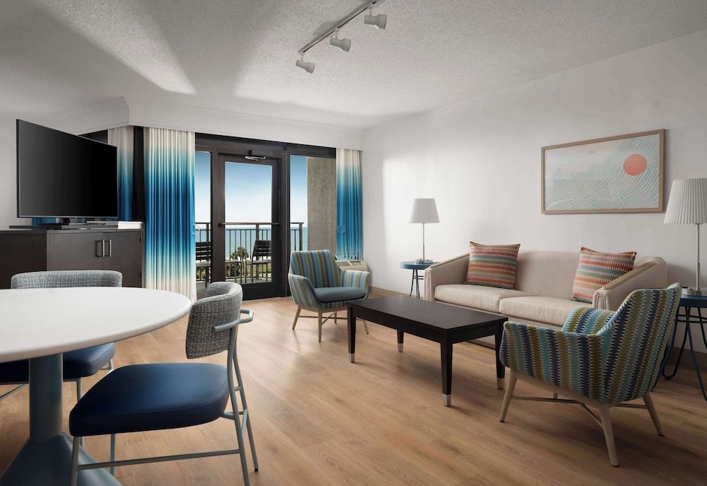 Large Oceanview suite -1 King Bed