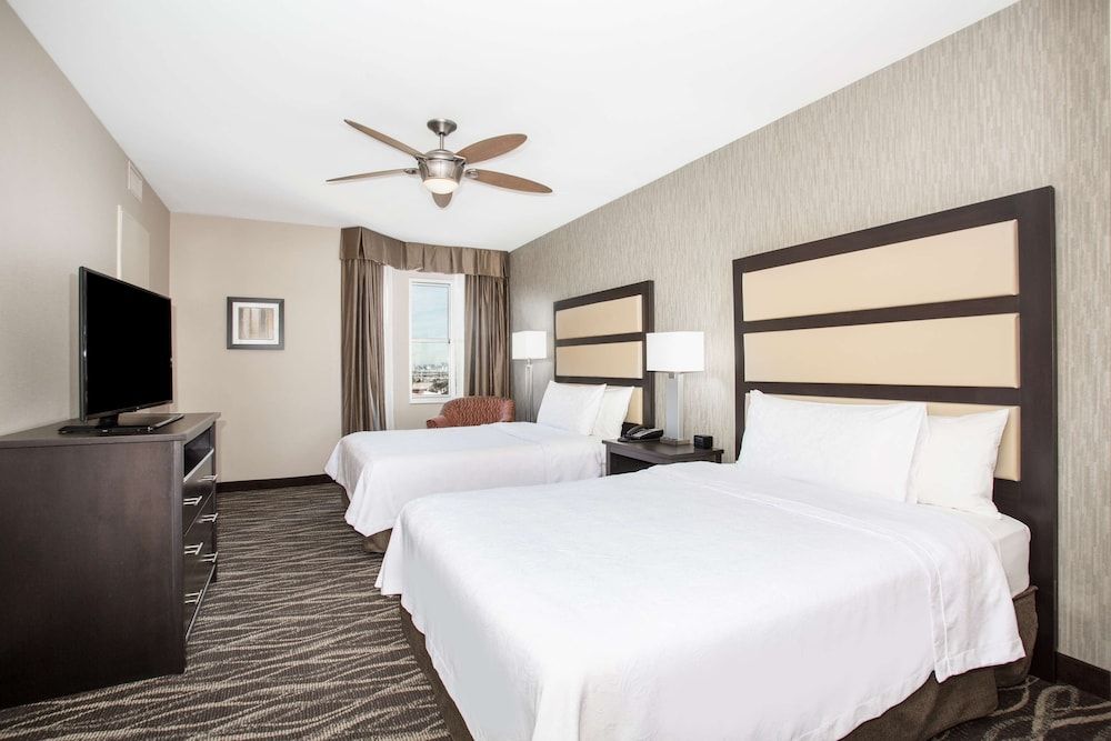 Suite, 2 Queen Beds, Non Smoking (Larger Suite)