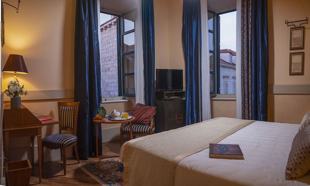 undefined The Pucic Palace 5