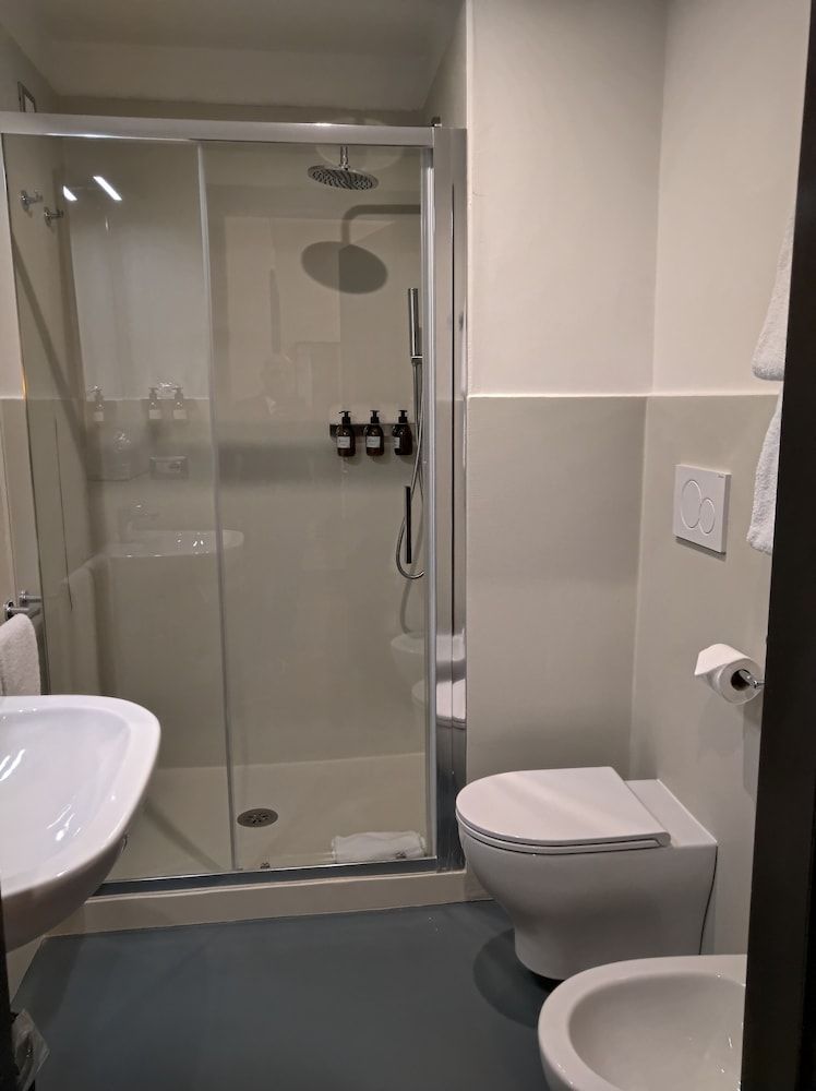 Hotel Leonardo Da Vinci Superior Double or Twin Room 4