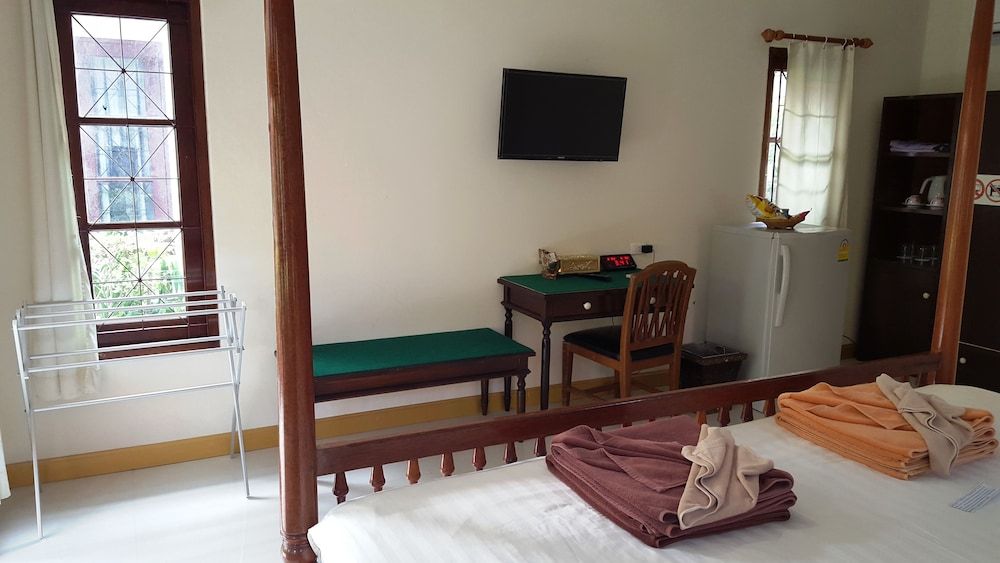 Chaweng Resort Standard Bungalow 6