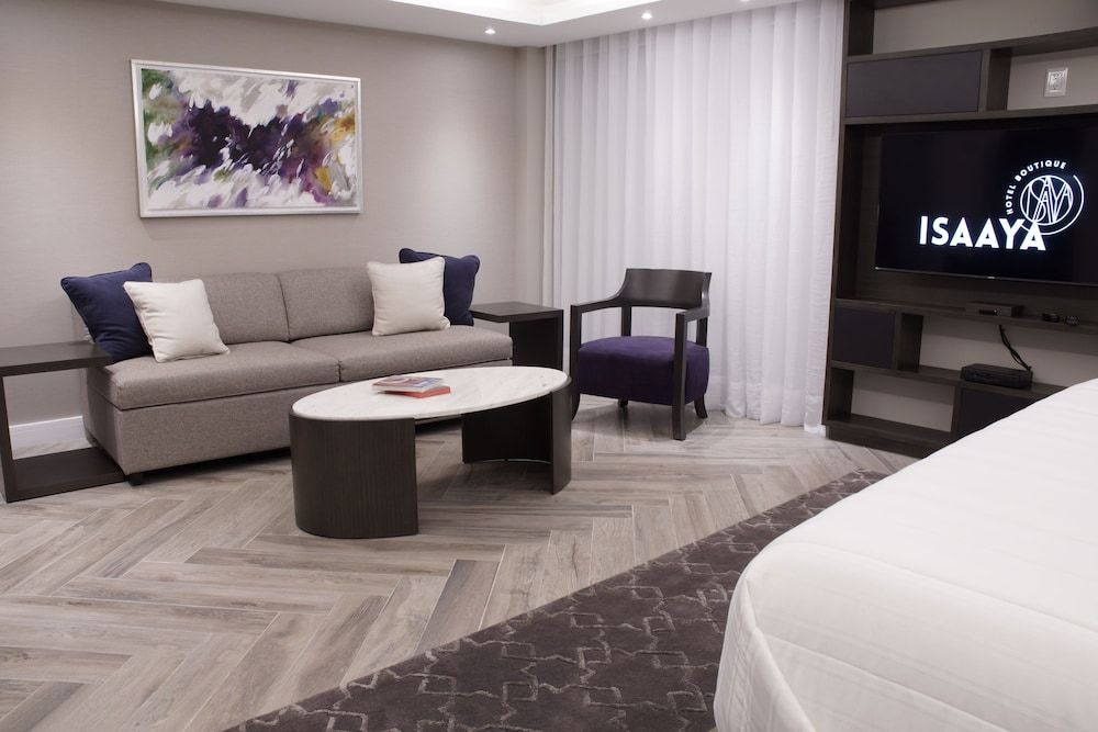 Isaaya Hotel Boutique by WTC Super Saver, 1 King Bed 3