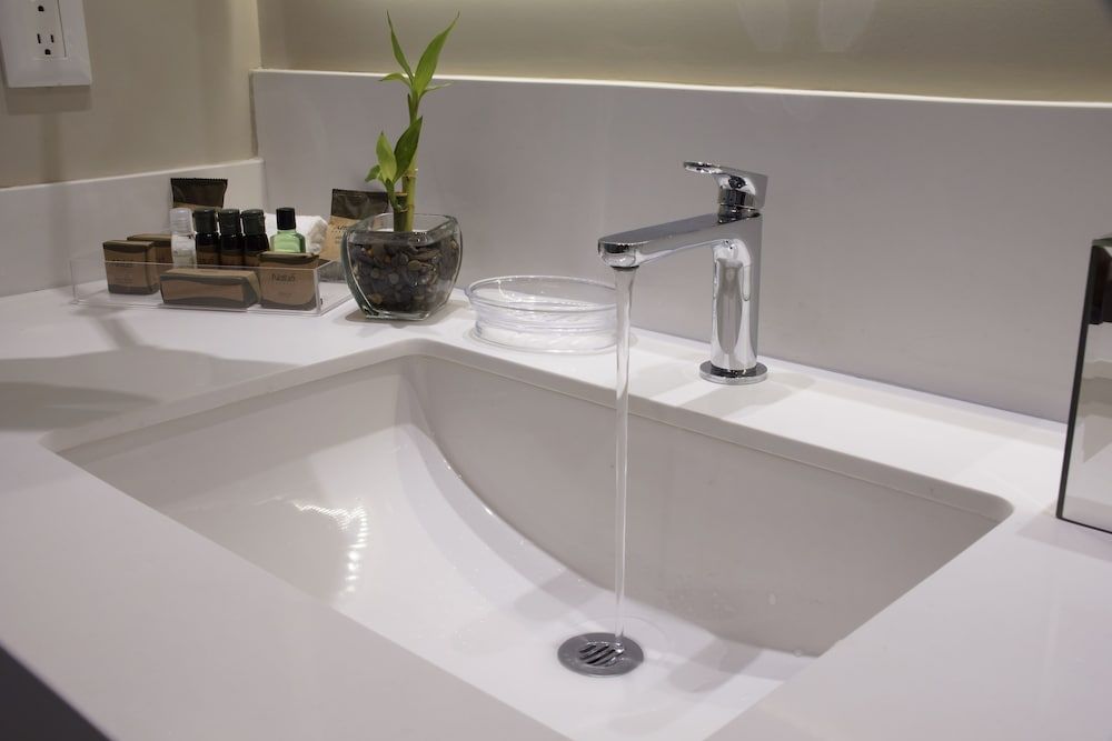 Isaaya Hotel Boutique by WTC Super Saver, 1 King Bed 20