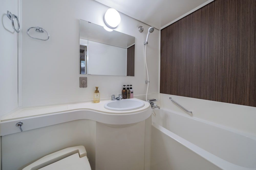 the b nagoya Double Room 6