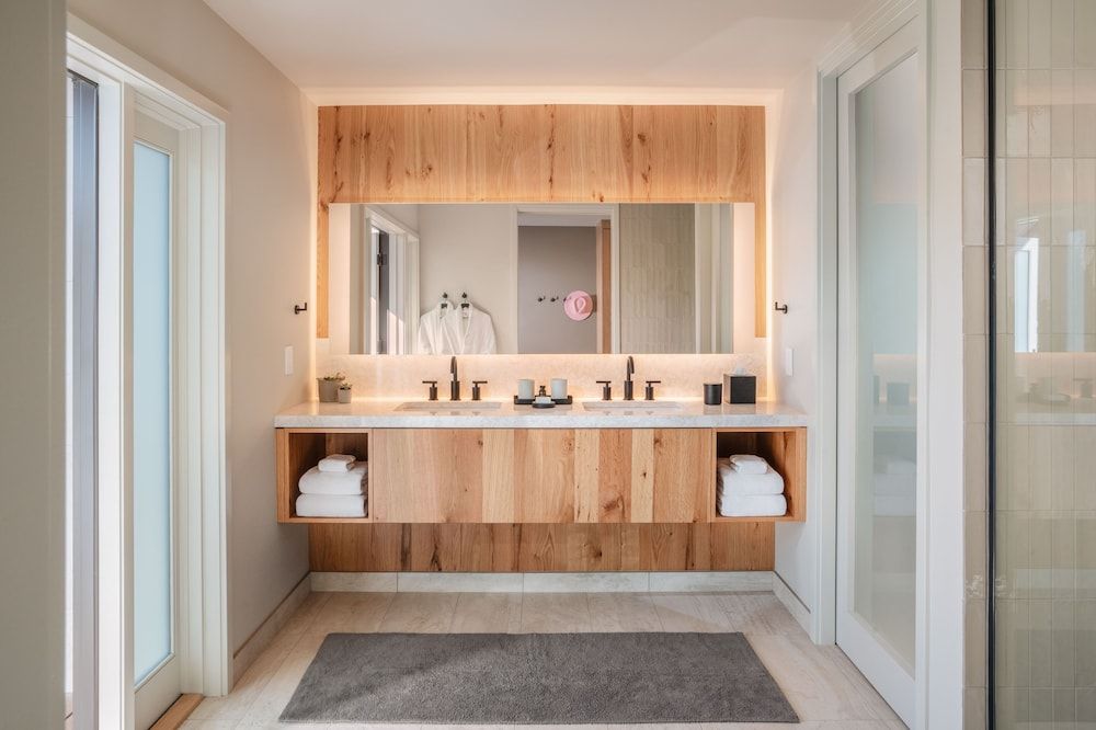 Brasada Ranch Deluxe Room, 1 King Bed (Cascade Bungalow (Adults Only - 21+)) 3