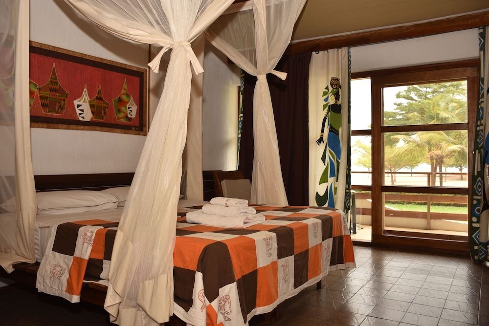 Hotel Club Du Lac Tanganyika Standard Room