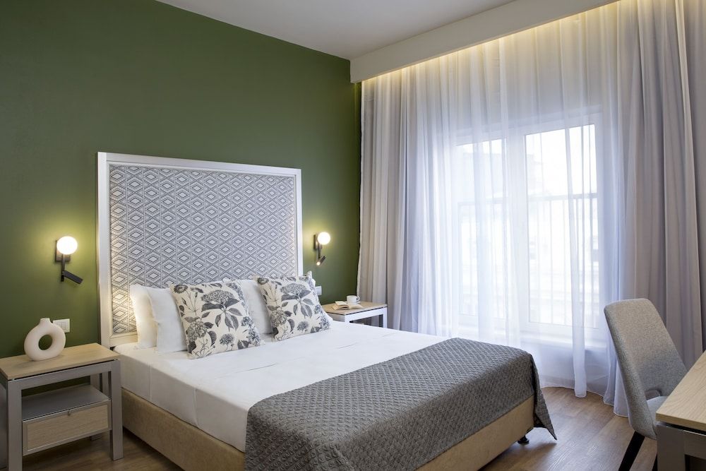 undefined Central Hotel, Trademark Collection by Wyndham 10