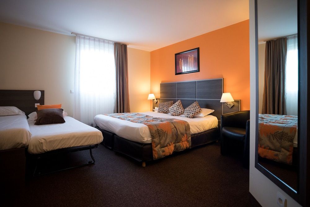 Chambre Familiale (2 adultes + 2 enfants