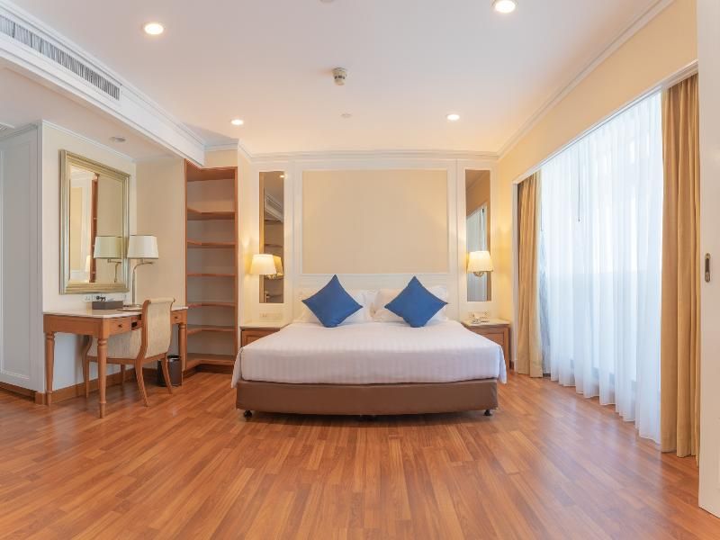 undefined Centre Point Plus Hotel Silom 8