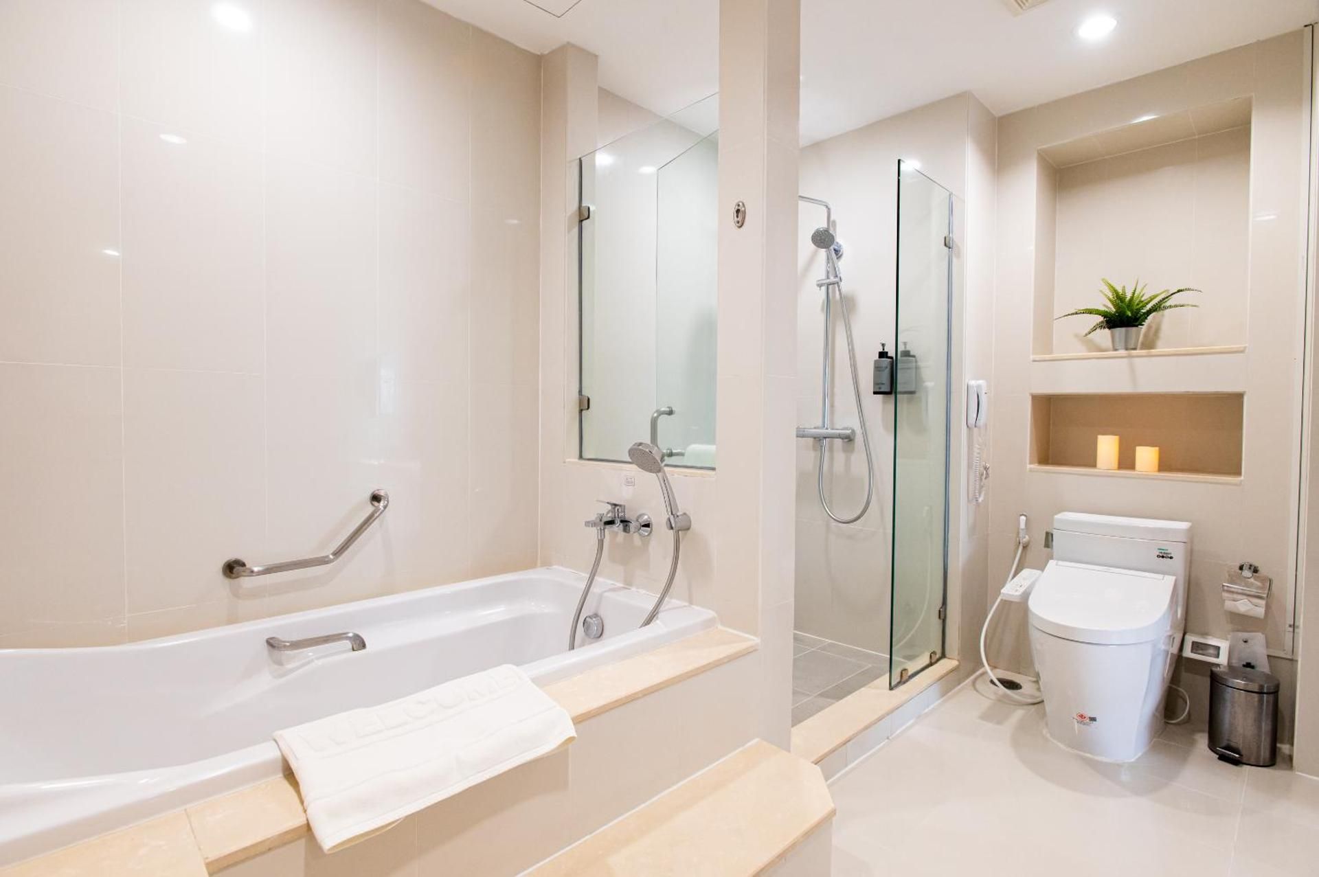 undefined Centre Point Plus Hotel Silom 7