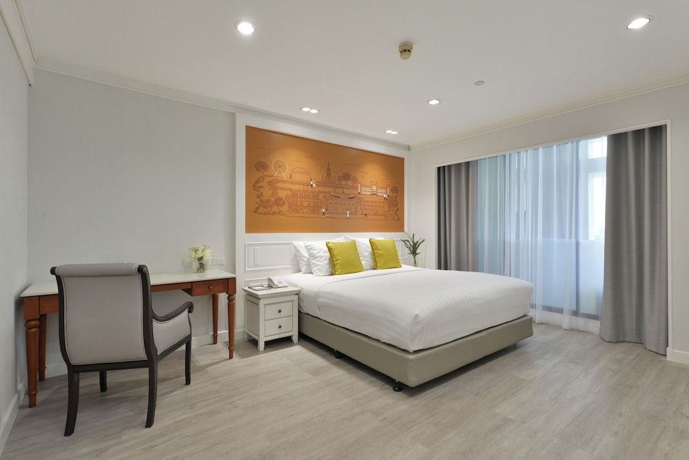 undefined Centre Point Plus Hotel Silom 9