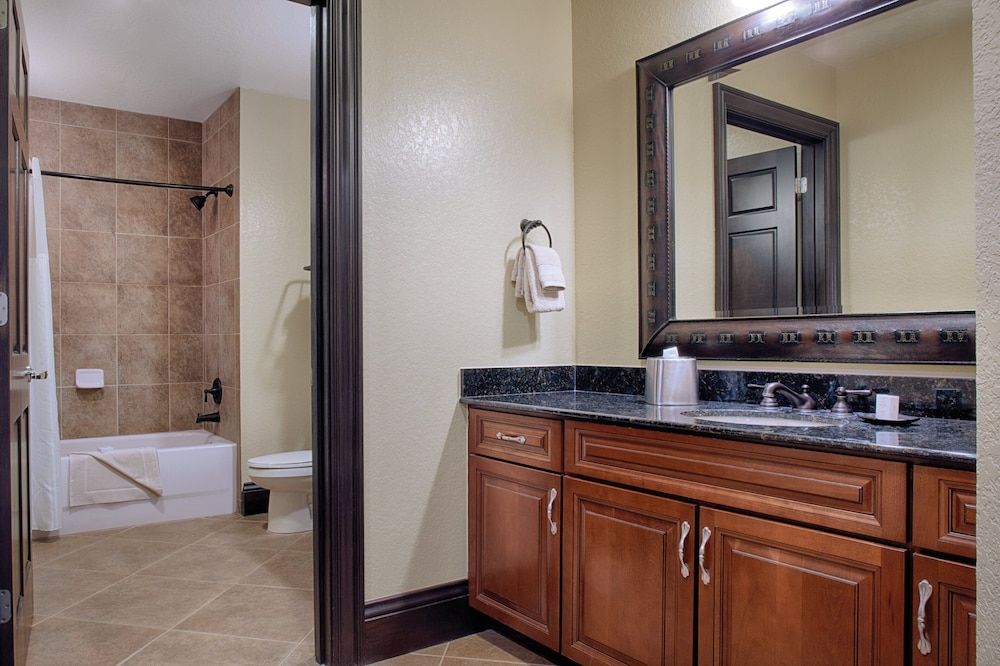 Club Wyndham Bonnet Creek Suite, 1 Bedroom, Balcony 5