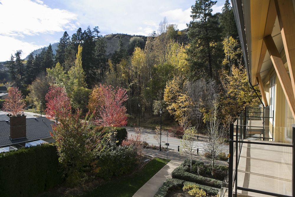 Summerland Waterfront Resort & Spa Studio 5