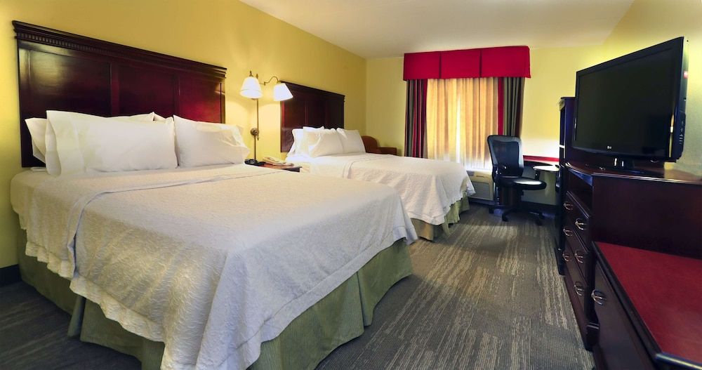 Hampton Inn & Suites Lamar