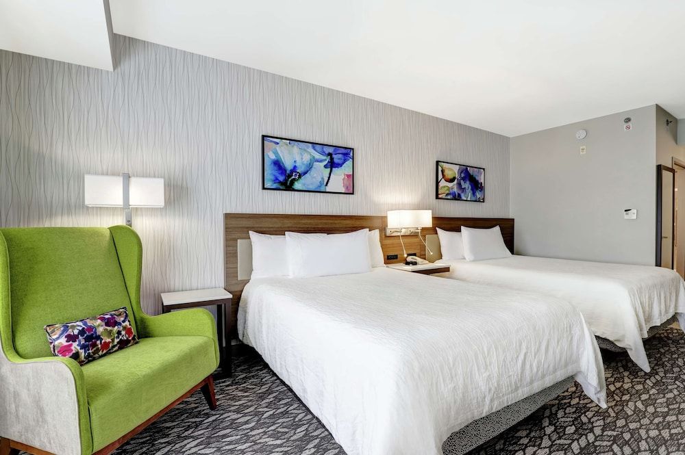 Two queen beds non smoking