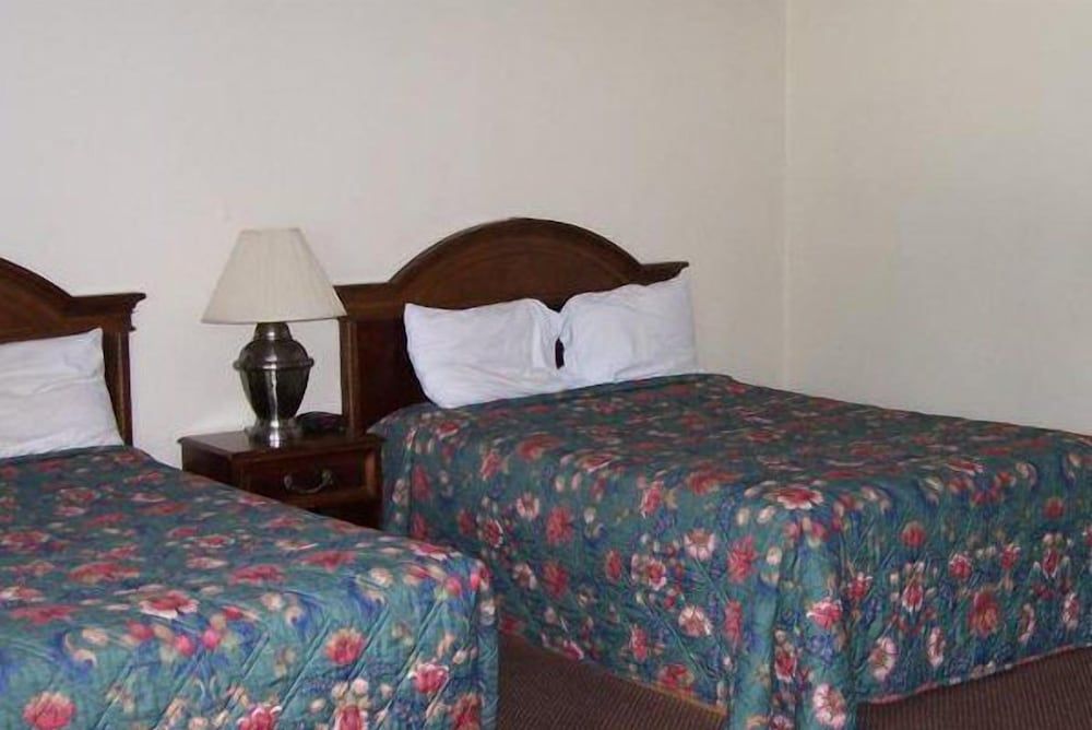 Standard Room, 2 Queen Beds