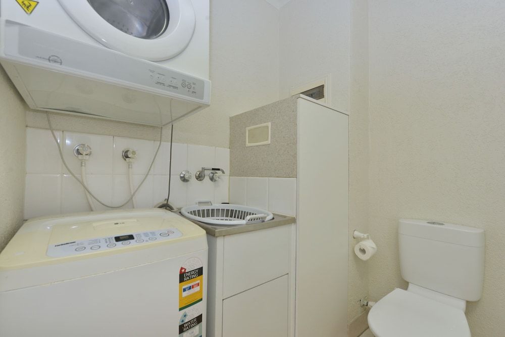 Seascape Holidays - Coral Apartments Apartment, 1 Bedroom 6