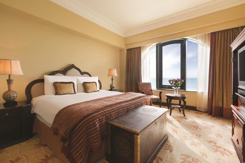 Superior Suite (SUPERIOR SUITE)