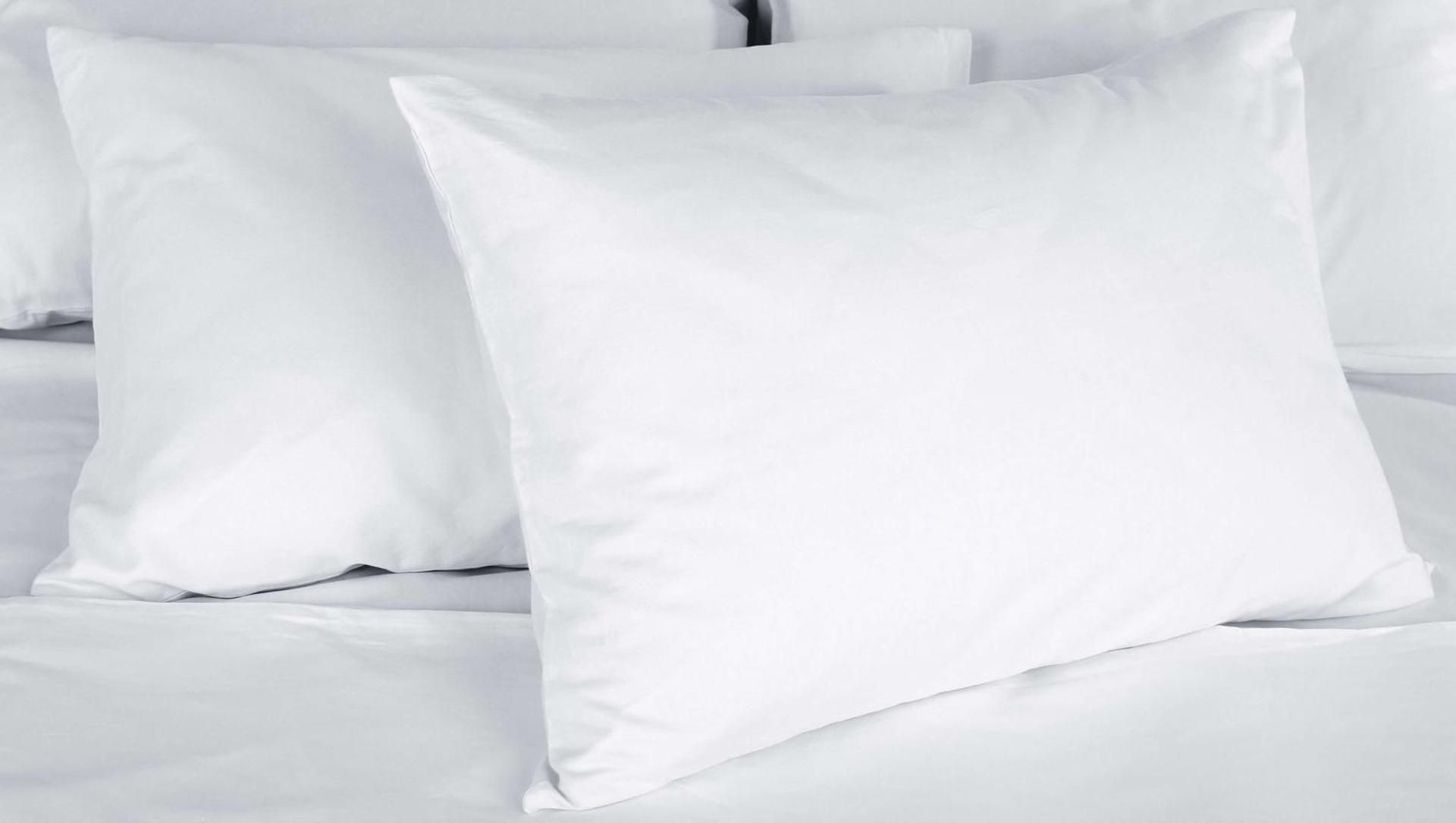 1 King Bed Nonsmoking