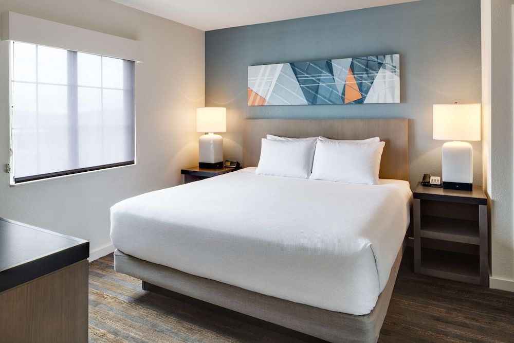 Suite, 1 King Bed with Sofa bed, Kitchen