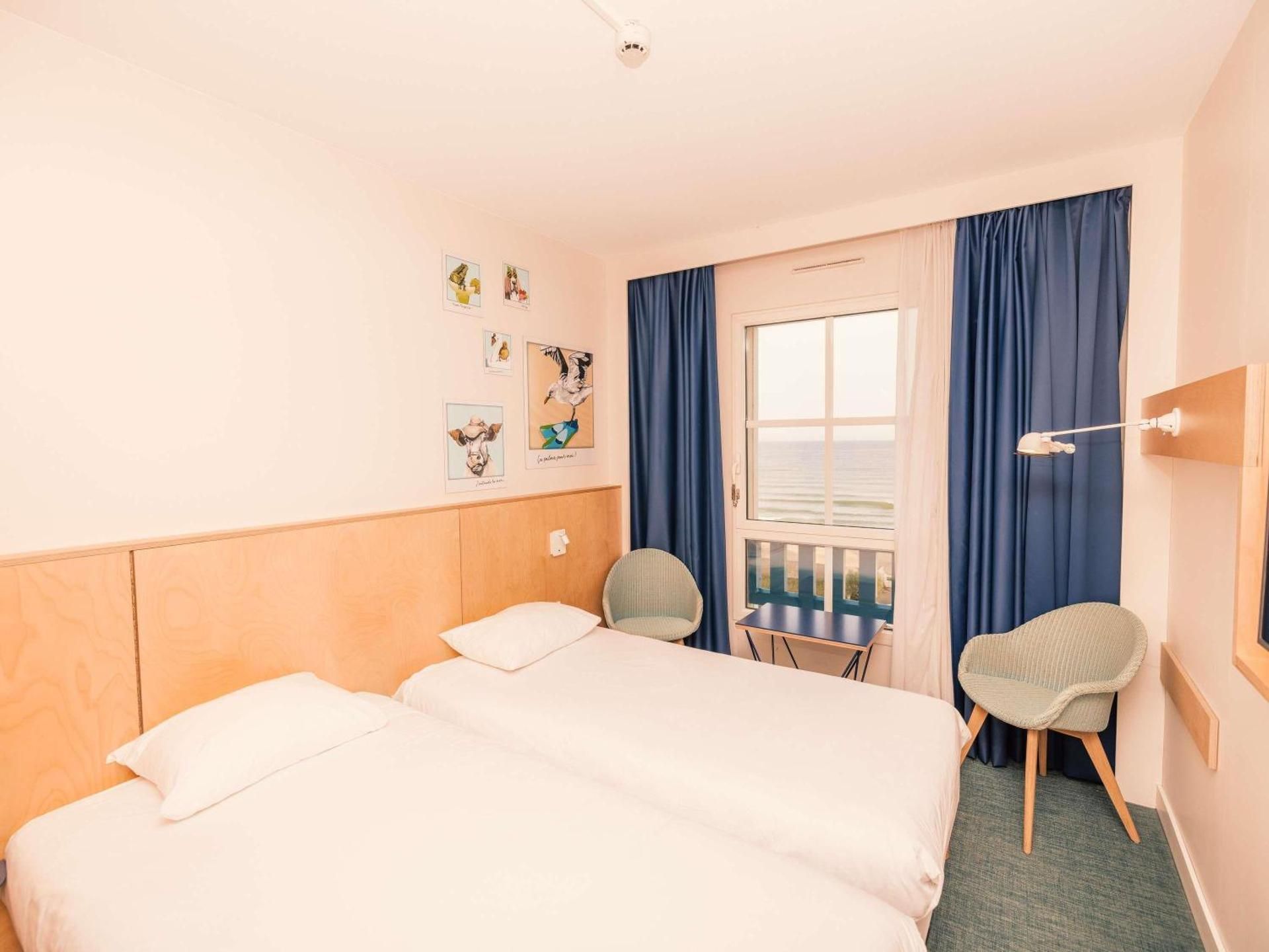 Standard Twin Room - Sea Side