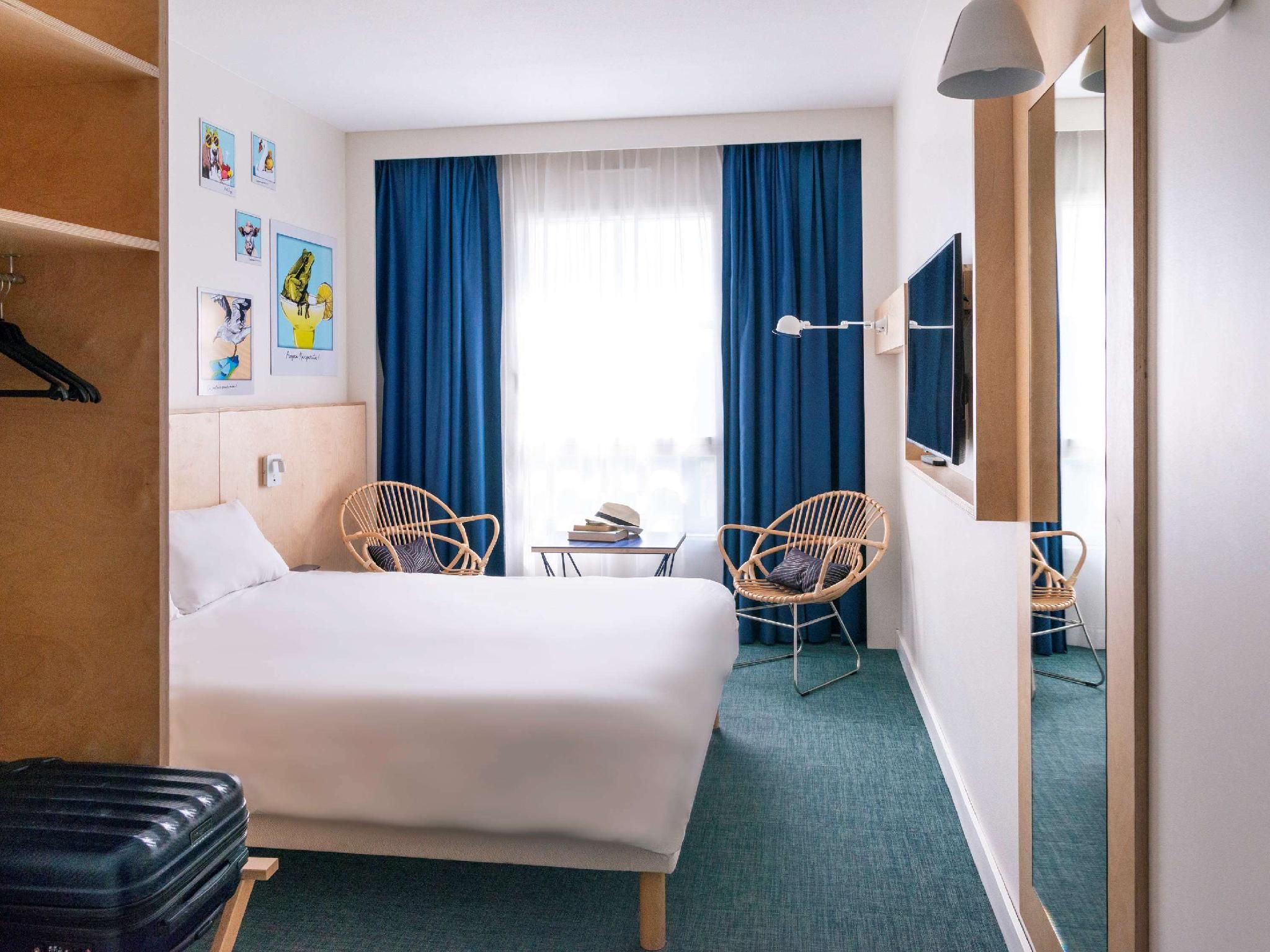 Standard Family Suite With 2 Connecting Rooms