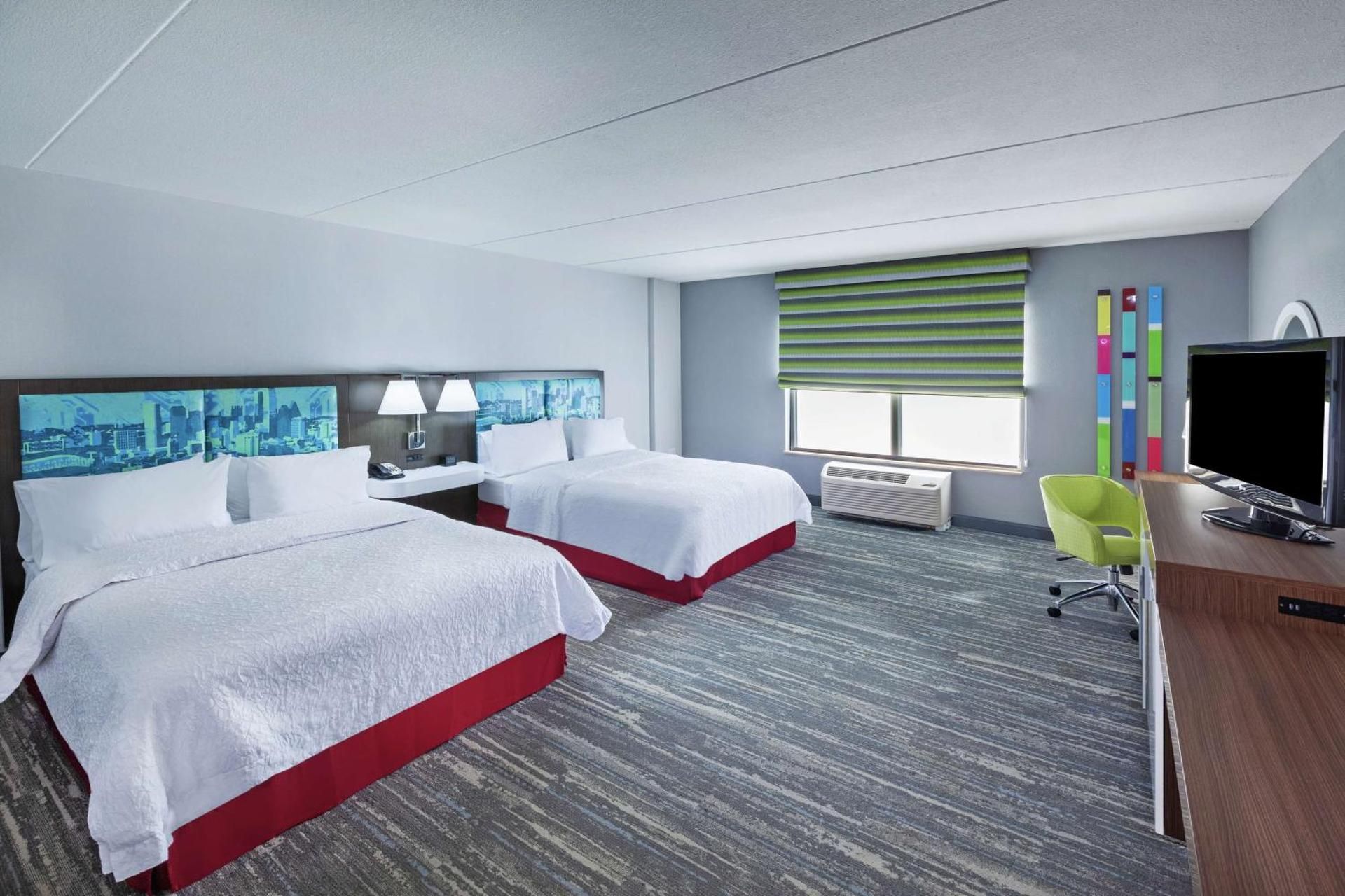 undefined Hampton Inn & Suites Houston-Bush Intercontinental Aprt 8